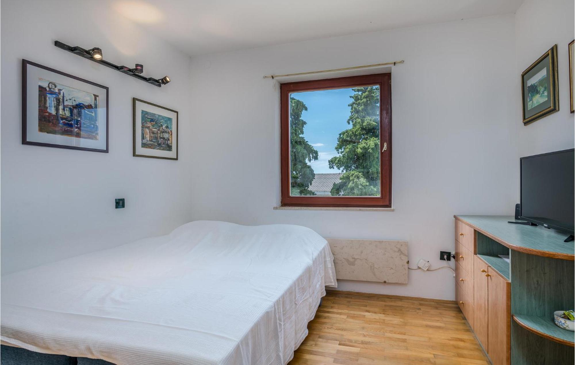 Amazing Apartment In Krk With Kitchen Krk Town Eksteriør bilde
