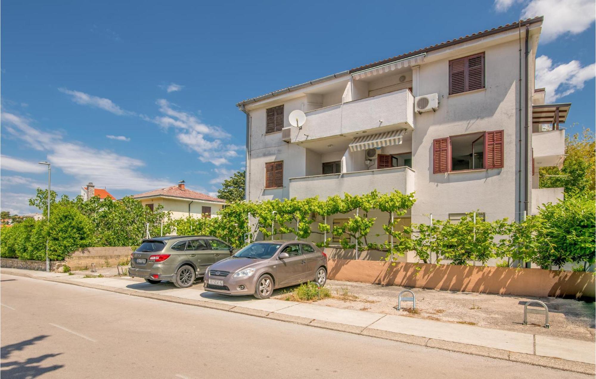 Amazing Apartment In Krk With Kitchen Krk Town Eksteriør bilde